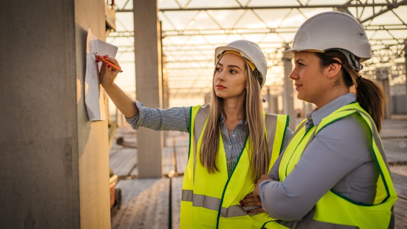 women in construction